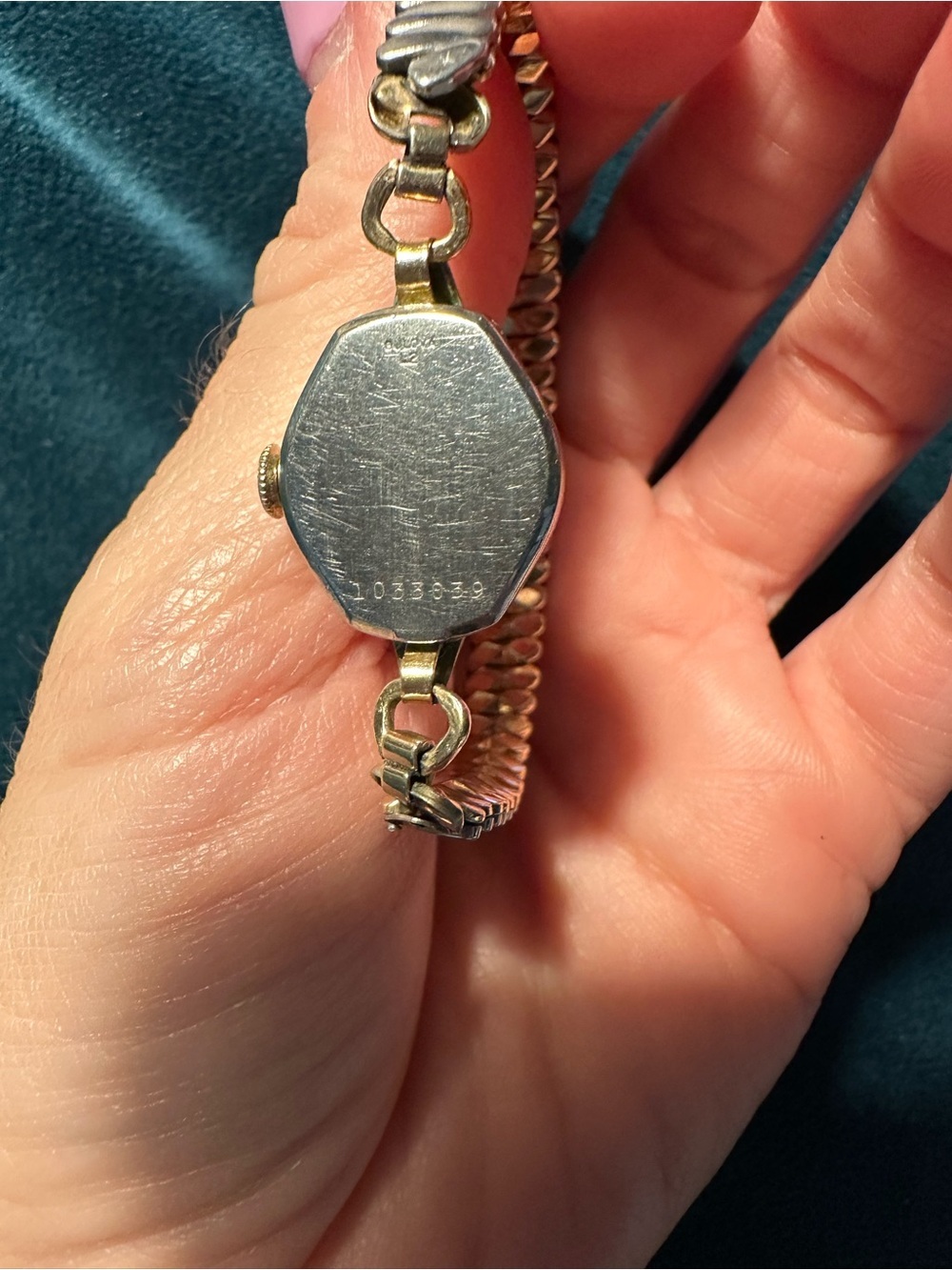 Bulova Women’s Wrist Watch - Picture 4 of 6